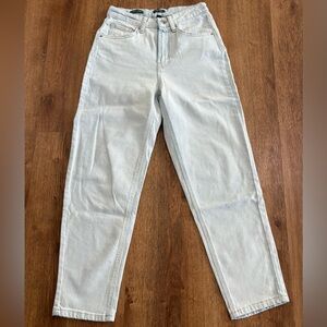 Wild Fable Super High-Rise Tapered Jean Light Wash